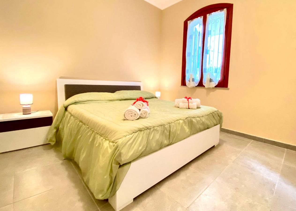 Villa Paola 阿沃拉 外观 照片